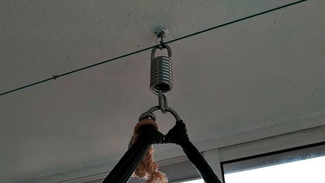 Гамак на балконе смотреть онлайн
