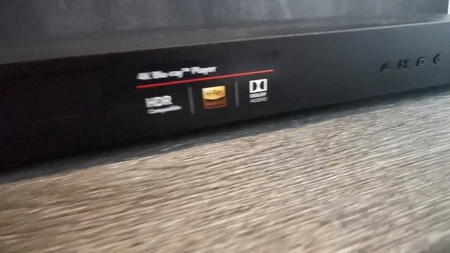 LG UBK80 UHD 4K player hands-on смотреть онлайн