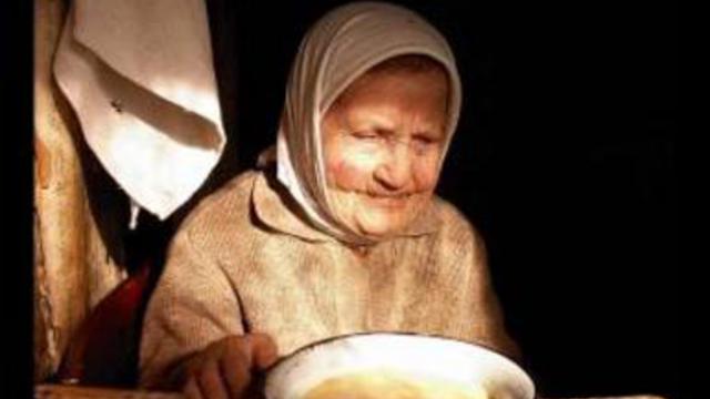 Мама любит, верит, ждет смотреть онлайн