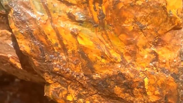 На месторождении яшмы Пикассо смотреть онлайн