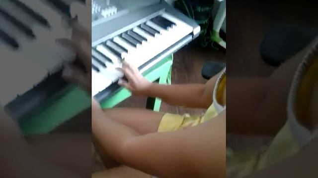 Я играю на пианино (серия 2) смотреть онлайн