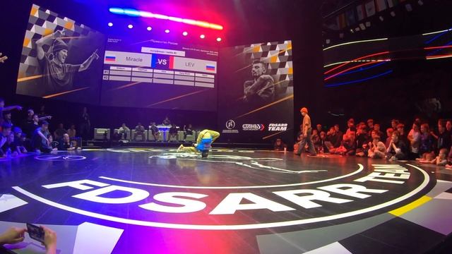 Russian Breaking April 2022 | bboy Miracle vs bboy Lev Semifinal смотреть онлайн
