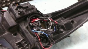 HYUNDAI SOLARIS установка bi-led  модулей с функцией дхо/габарит/поворот