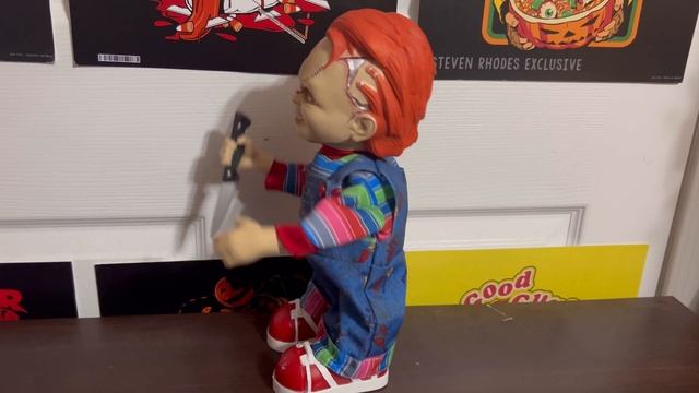 CHUCKY SIDE STEPPER | DEMO | Spirit Halloween 2023 Animated Prop смотреть онлайн