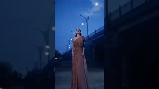 Lola tez kunda yangi tarona | Лола тез кунда янги тарона смотреть онлайн