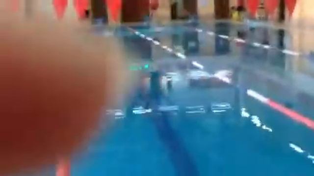 Вика. Соревнования в бассейне смотреть онлайн
