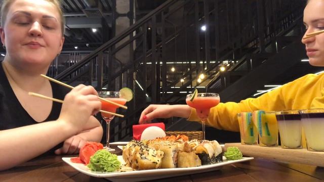 МУКБАНГ РОЛЛЫ ,ЗАПЕЧЕННЫЕ Мидии,ВИНИШКО/ КОКТЕЙЛЬ /ПРИЯТНЫЙ ВЕЧЕР)TOKIOSITY смотреть онлайн