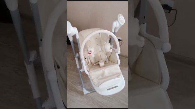 Стульчик для кормления с качелями, музыкой. 0+ смотреть онлайн