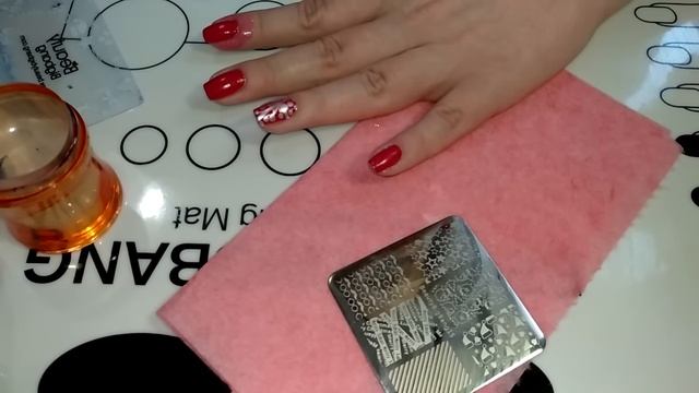 Маникюр со стемпингом: Выпуск #116 смотреть онлайн