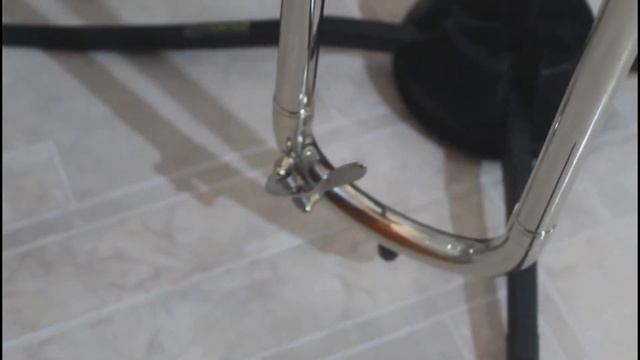 DIFERENCIAS ENTRE EL TROMBON TENOR Y EL TROMBON BAJO смотреть онлайн