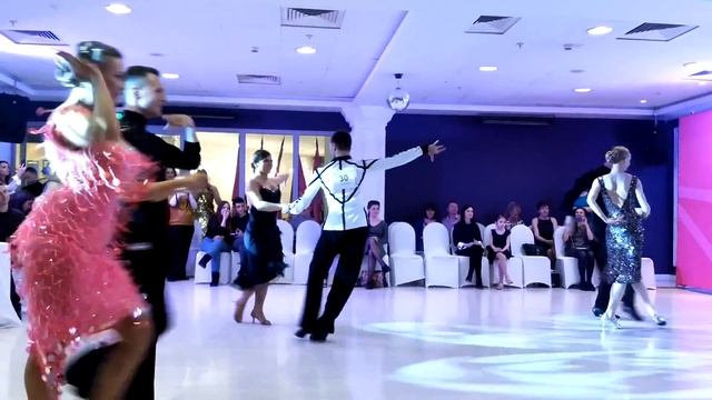 GallaDance PreCup 2018_ProAm_Latin bronze full_cha-cha-cha_Khlebina-Zonov смотреть онлайн