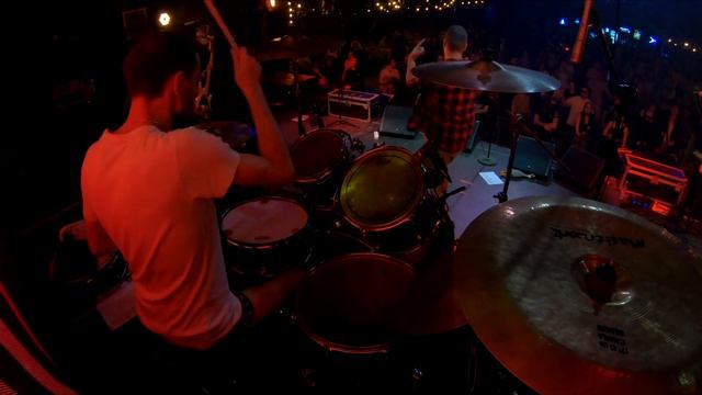 Алексей Савчук (El Mashe) - Искры (Drum Cam) Live at Свобода Концерт Холл 2021 смотреть онлайн