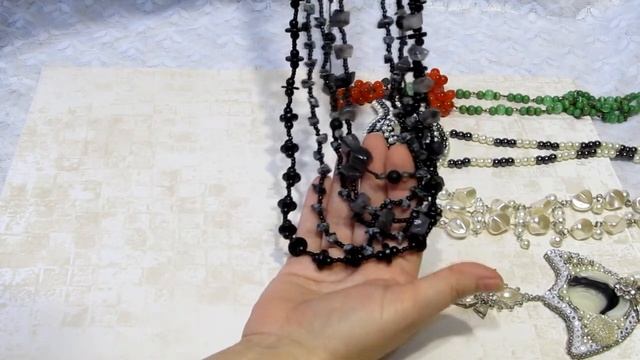 Бусы своими руками. Сделаны из разного материала. смотреть онлайн