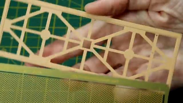 HobbyBoss 1/72 scale Dora Railway Gun build - part 1 смотреть онлайн