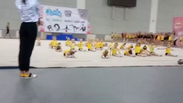 Художественная гимнастика-танец Цыплята на канале киска Youtube 2018 Part 386 смотреть онлайн