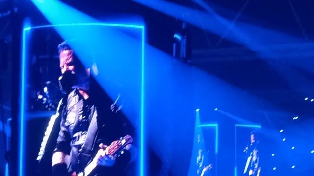 Metallica: Nothing Else Matters (Amsterdam, Netherlands - April 27, 2023) смотреть онлайн