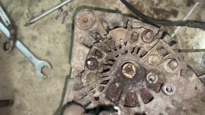 Нет заряда от Генератора Рено Меган 2. Замена регулятора напряжения