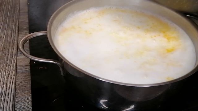 Ленивый Супчик! Легкий и Простой Сырный Суп с Сосисками! Дети съели Все подчистую! YummyYummy!!! смотреть онлайн