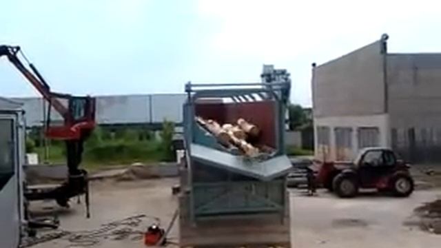 Окорочник, Барабанный окариватель, Дебаркер смотреть онлайн