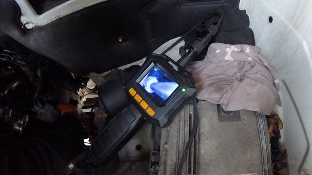 How to remove the sensor crankshaft VW Crafter? / Как снять сенсор коленвала VW Crafter смотреть онлайн