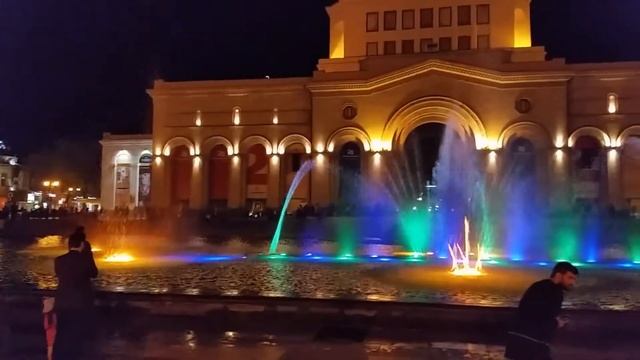 Ереван. Поющий фонтан. Yerevan Singing fountain. 3 смотреть онлайн
