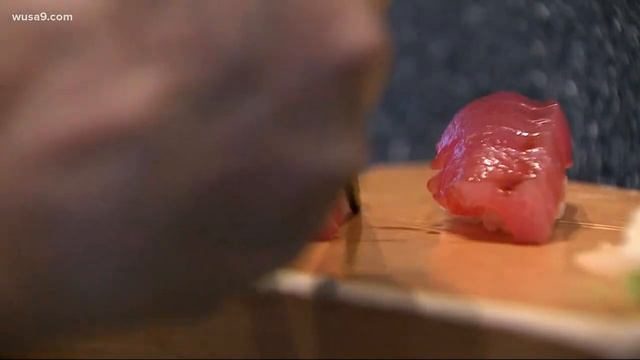 #OffScriptOn9: 5-foot tapeworm removed from sushi lover смотреть онлайн