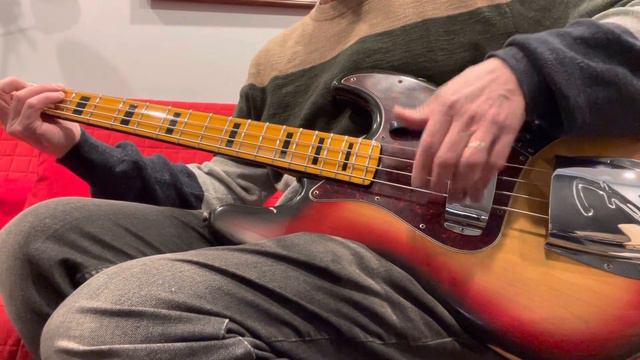 1972 USA Fender Jazz Bass Sunburst Modified Middle Knob Blend Control смотреть онлайн