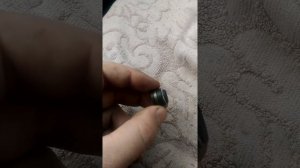 Ставлю маслосъёмные колпачки на головки Д-21 трактора Т-25.