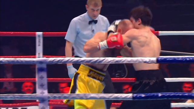 Гор Ерицян VS Элвина Лагумбая - Бой за пояс чемпиона мира по версии WBO среди молодёжи смотреть онлайн