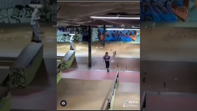 самокат. 62 часть трюки, и у меня........ смотреть онлайн