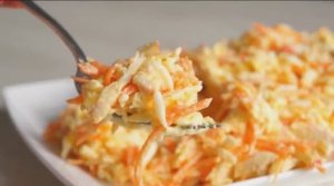 Салат с морковью и плавленными сырками