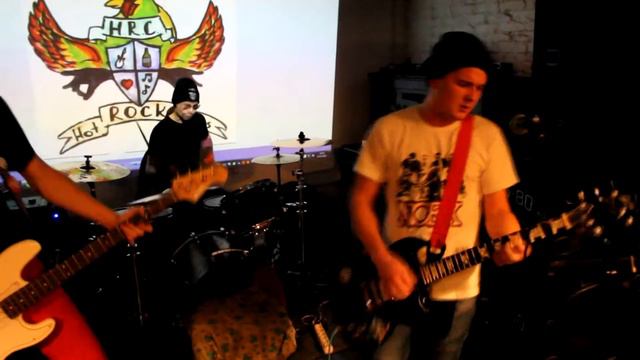 Hot Rock Cocks -- Ты меня ждёшь... (Grenki bar) смотреть онлайн