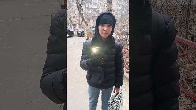 «Сама-сама-сама!Не в ресторане, самообслуживание! Тайм из мани!»наши дома превращают в склад реклам