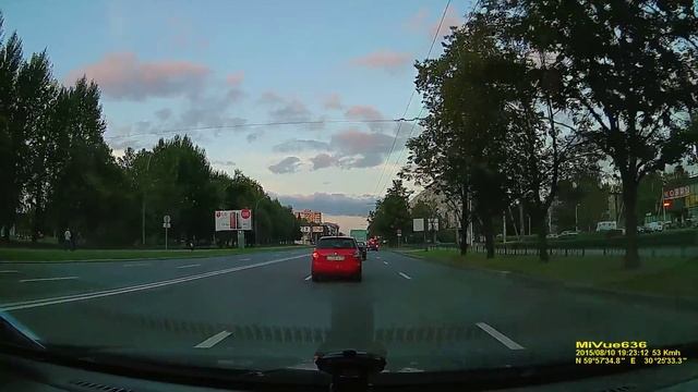 Видеорегистратор Mio MiVue 636 смотреть онлайн
