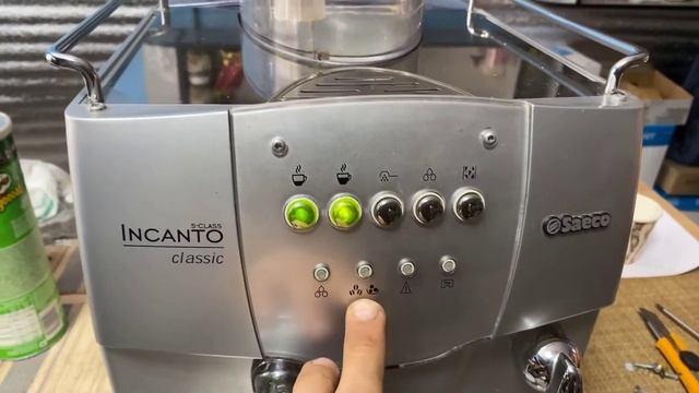 Saeco Incanto S-class Classic инструкция просто. Значения индикаторов смотреть онлайн