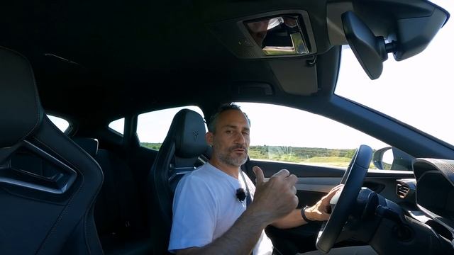 Prueba Cupra Formentor VZ5 2022 a fondo en circuito y calle del Crossover deportivo смотреть онлайн