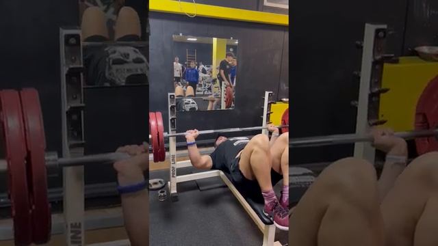 Жим лёжа смотреть онлайн