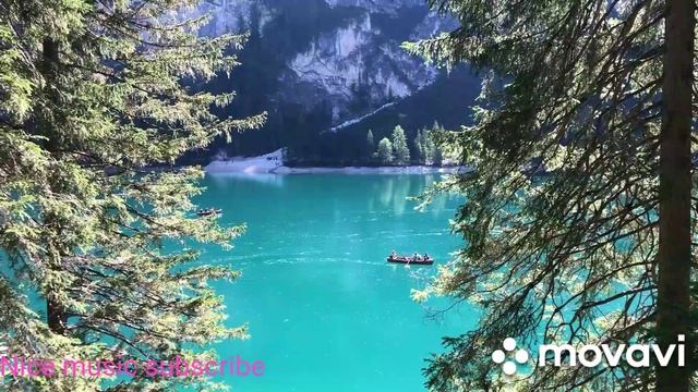 世界上最大的星树在Kwosa宜人音乐的中心（世界上最大的中国长笛/ The World's Largest Flute In China