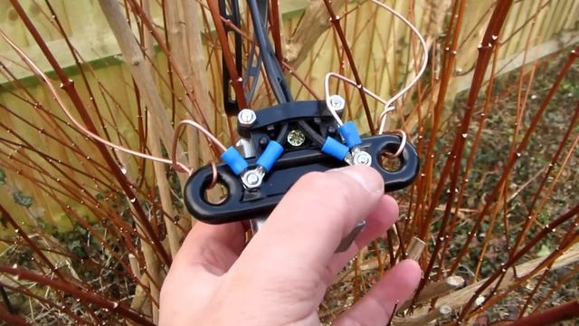 Installing A G5RV Inverted V Antenna For HF Use On A Fishing Pole