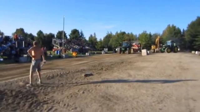 Tires de Tracteurs St-Samuel 2013, Martin Gélineau смотреть онлайн
