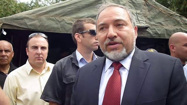 Avigdor Lieberman & Freiers смотреть онлайн