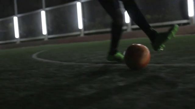 AGM X3 vs Football смотреть онлайн