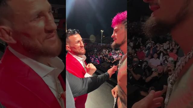 Шон О'Мэлли Мерабу Двалишвили: Я нокаутирую тебя!
Битва взглядов с пресс-конференции перед NocheUFС смотреть онлайн