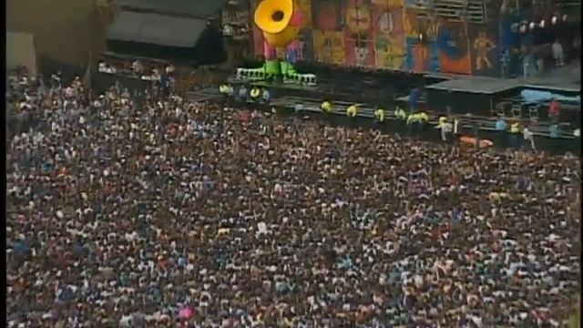 Tears For Fears - Everybody Wants To Rule The World (Live At Knebworth)