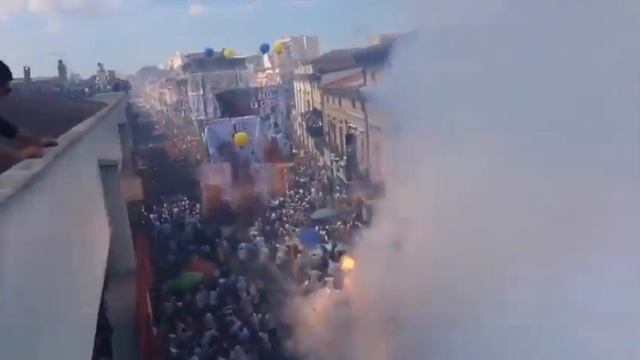 Ежегодный фестиваль фейерверков в итальянском Сан-Северо пошёл не по плану.