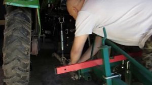 Трактор Синтай 220 настройка плуга