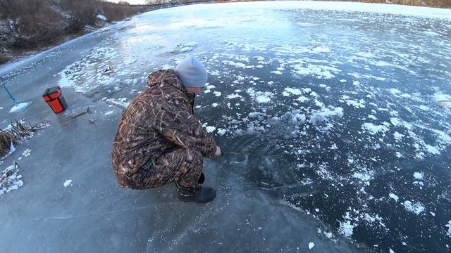 ДНЕВНИК РЫБАКА #24 | РЫБАЛКА в Оренбурге зимой | 24.11.2020 смотреть онлайн
