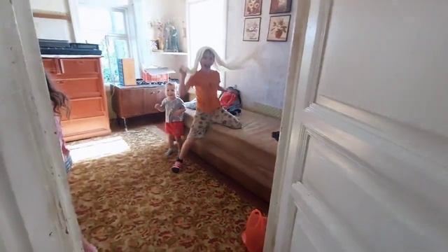 Начало положено. Едем в свой дом. Осваиваем участок. смотреть онлайн