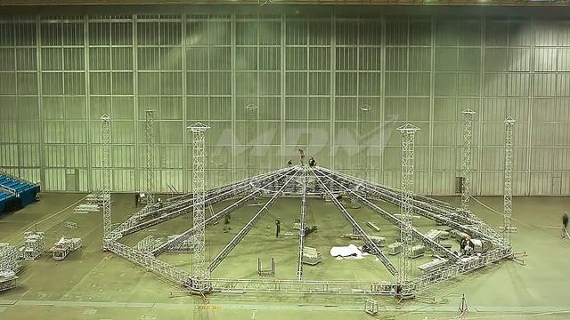 Видео сборки круглой фермовой тентовой конструкции ТКК-Р17 производства МДМ-Технология (МДМТ) смотреть онлайн