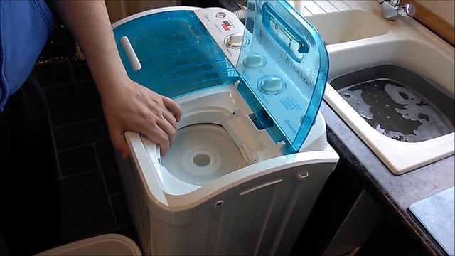 The Compact Portable Twin Tub Washing Machine! (Good Ideas Model XPB35-918S) смотреть онлайн